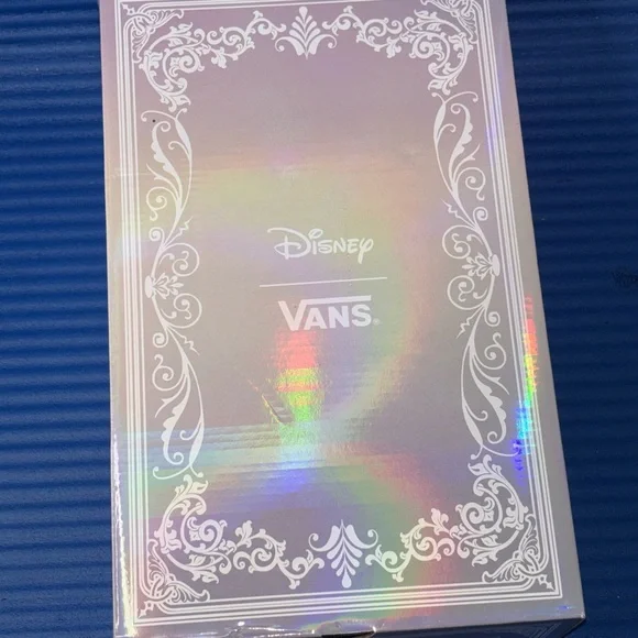 Size 11- Men’s Vans X Disney 100 Villains Sk8 Hi Shoes Black Multi Sneakers NEW - Picture 9 of 10